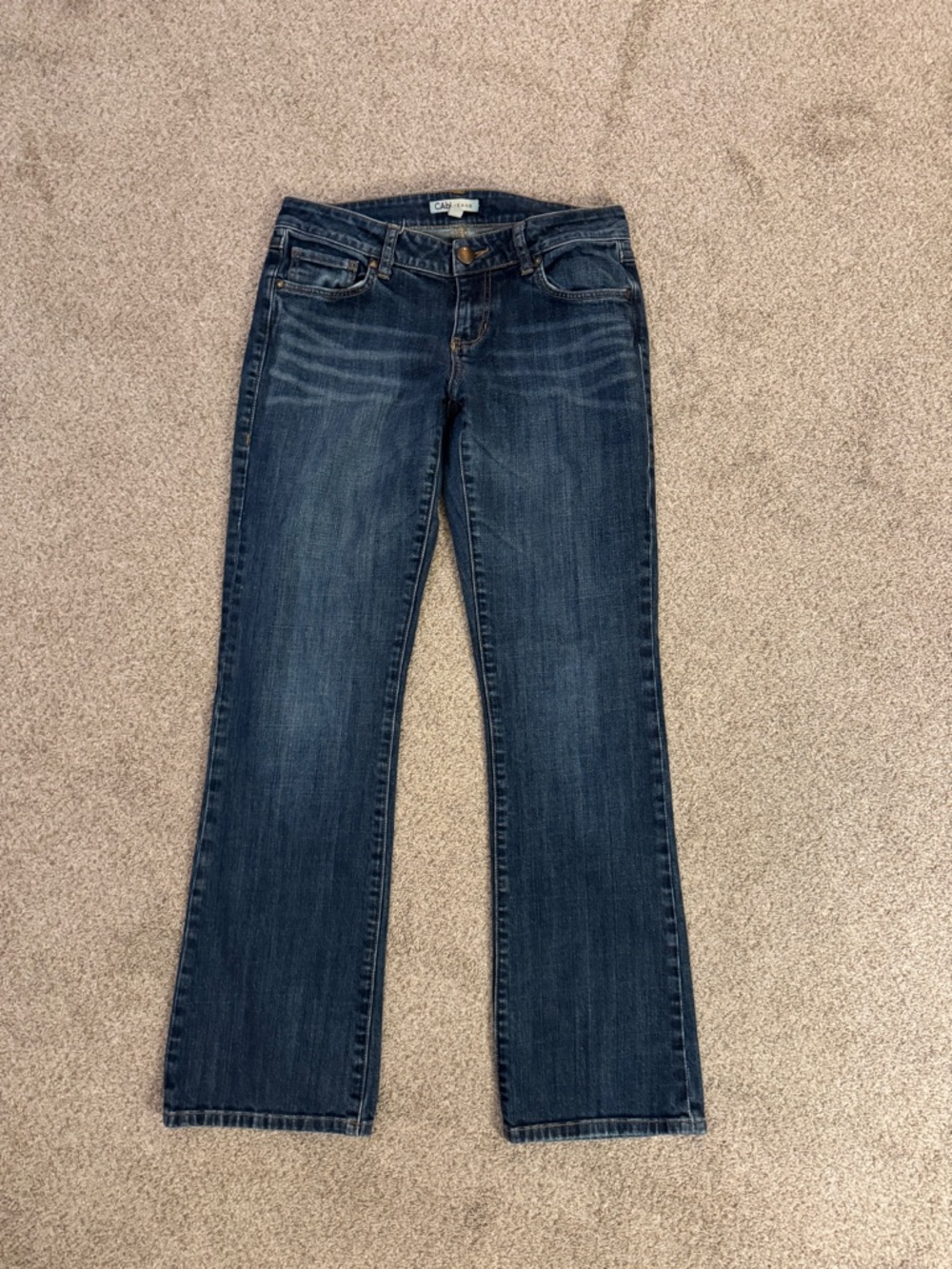 Cabi Medium Wash Low Rise Bootcut Jeans Size 4 Distressing Classic Capsule